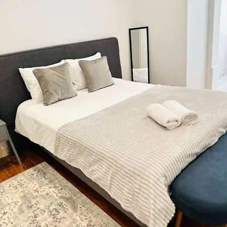 Large Flat Up 8pp Lissabon