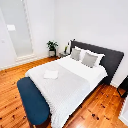 Large Flat Up 8pp Appartement *