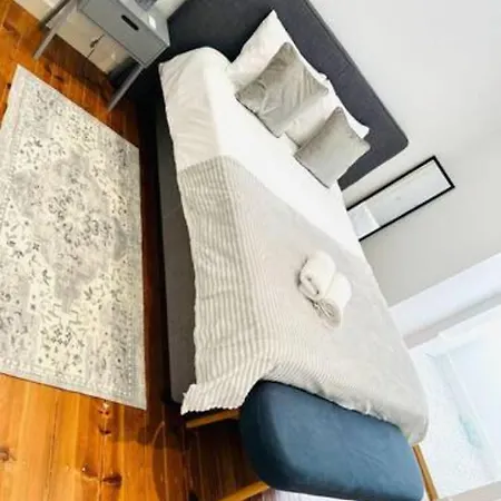 Large Flat Up 8pp Apartamento *