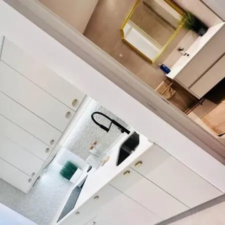 Apartamento Large Flat Up 8pp