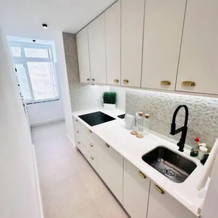 Large Flat Up 8pp Apartamento *