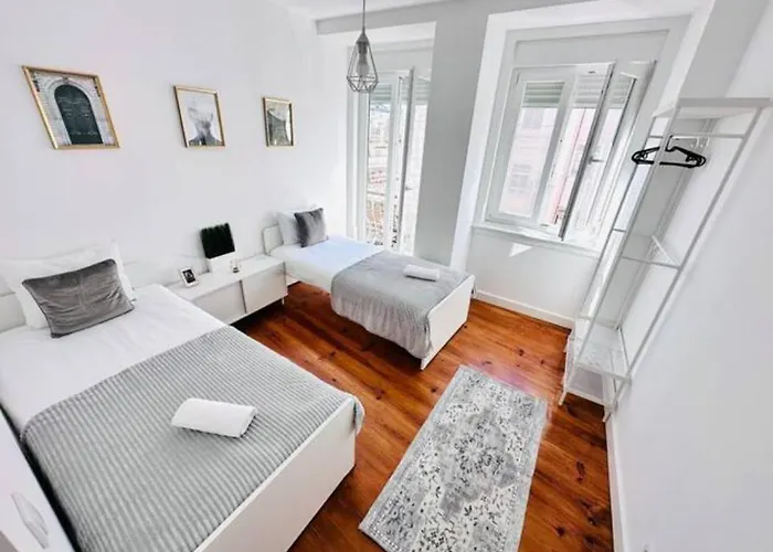 Large Flat Up 8pp Διαμέρισμα *