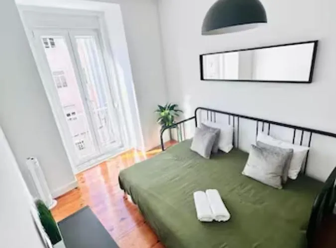 Large Flat Up 8pp Διαμέρισμα Lisboa