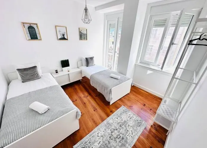 Διαμέρισμα Large Flat Up 8pp *