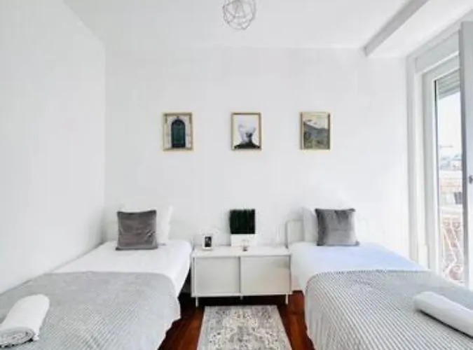 Large Flat Up 8pp Διαμέρισμα Lisboa