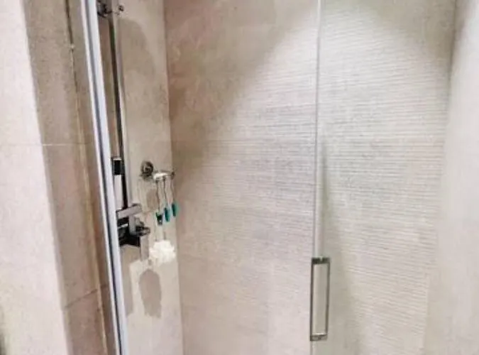 Large Flat Up 8pp * Lisboa