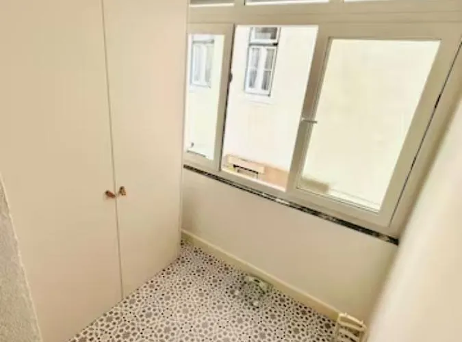 Διαμέρισμα Large Flat Up 8pp