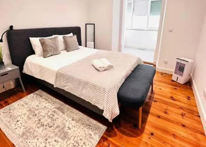 Διαμέρισμα Large Flat Up 8pp