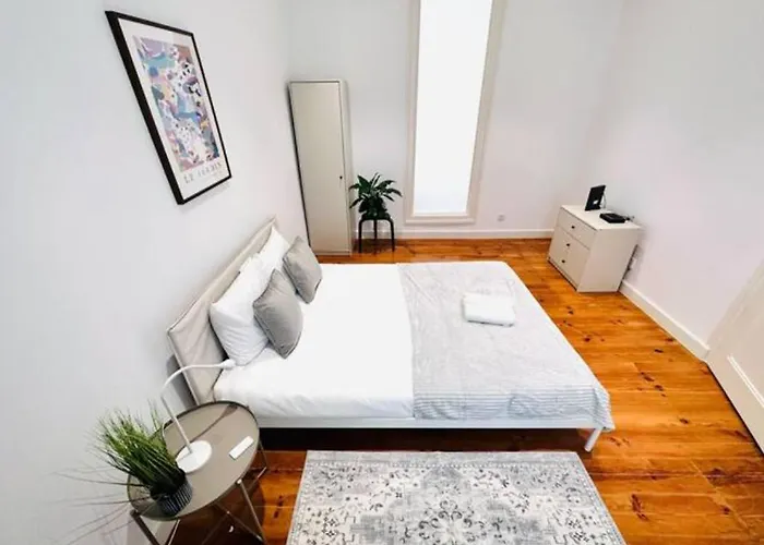 Large Flat Up 8pp Διαμέρισμα